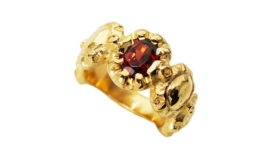 Georgianstone Ring Gold Plated Bronze Garnet