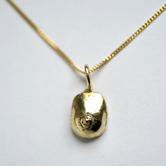 Yellow Bronze Pompendant